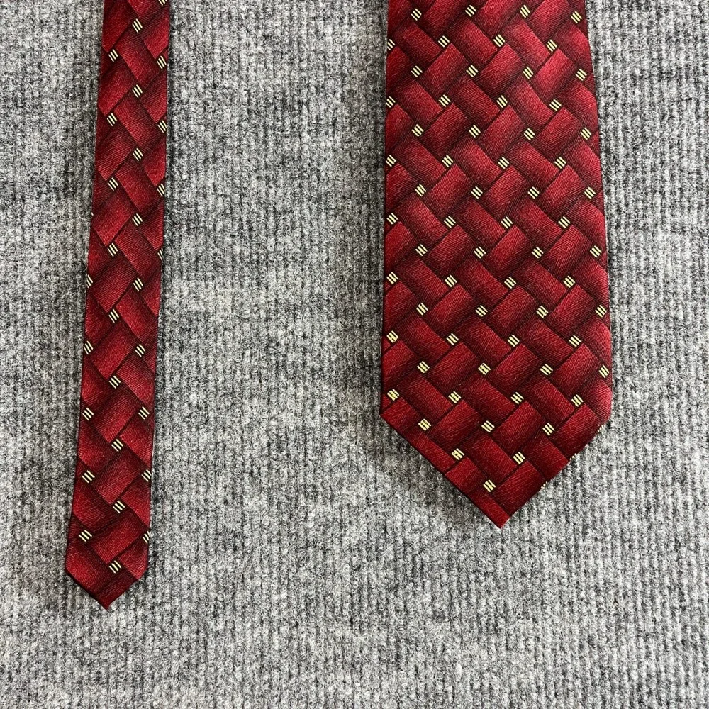 Carlos Devenezia Mens Silk Tie Burgundy Red Basketweave Woven Gold Hand Made